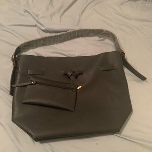100% Leather Women’s Bag And Wallet